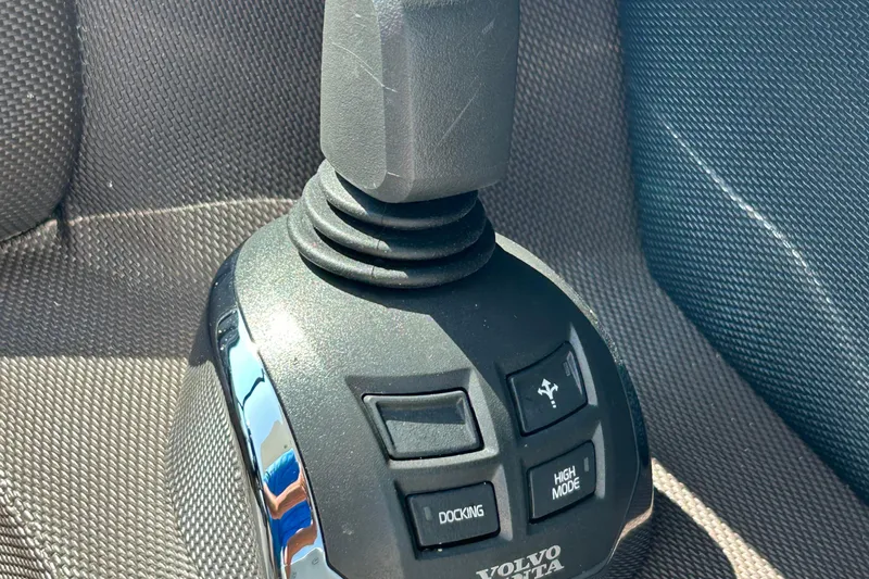  Yacht Photos Pics Joystick control in 2019 Cobalt R30 boat, featuring Volvo Penta docking and high mode buttons.