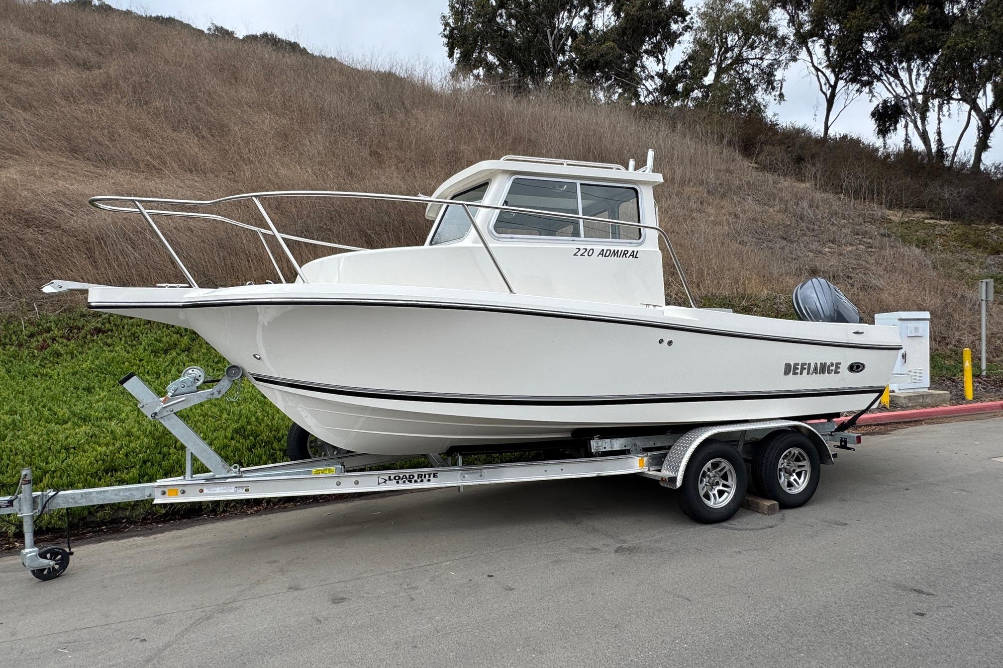 Defiance Admiral 220 EX