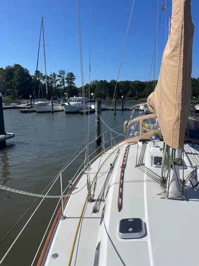 Caribou Yacht Photos Pics Sailboat docked in marina, Sabre 402, 2001 model, sunny day.