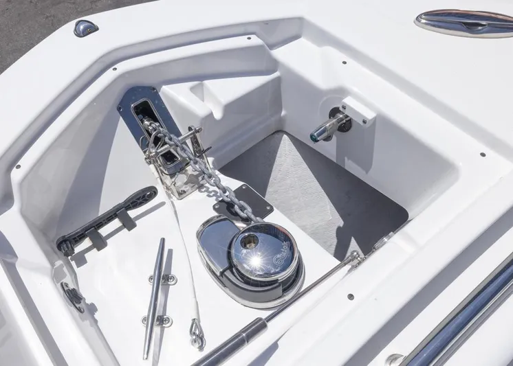  Yacht Photos Pics Anchor compartment of 2023 Blackfin 272 CC boat with chain and cleat.