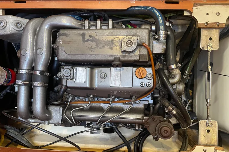 Sailing Diver Yacht Photos Pics Engine of 2010 Hunter 49 Aft Cockpit sailboat, detailed view.