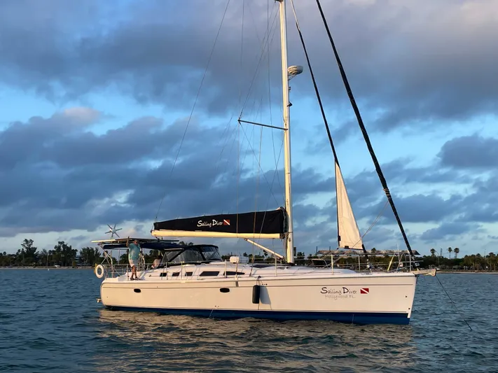 Sailing Diver Yacht Photos Pics At  Anchor Miami