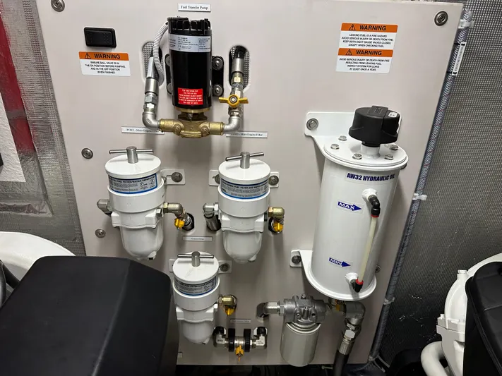 City Lights Yacht Photos Pics 