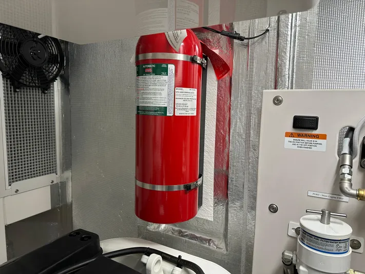 City Lights Yacht Photos Pics 