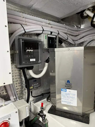 City Lights Yacht Photos Pics 