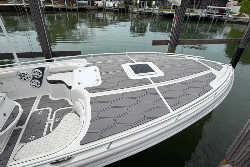  Yacht Photos Pics 2020 Glasstream 360 SCX boat with sleek deck design and modern seating.