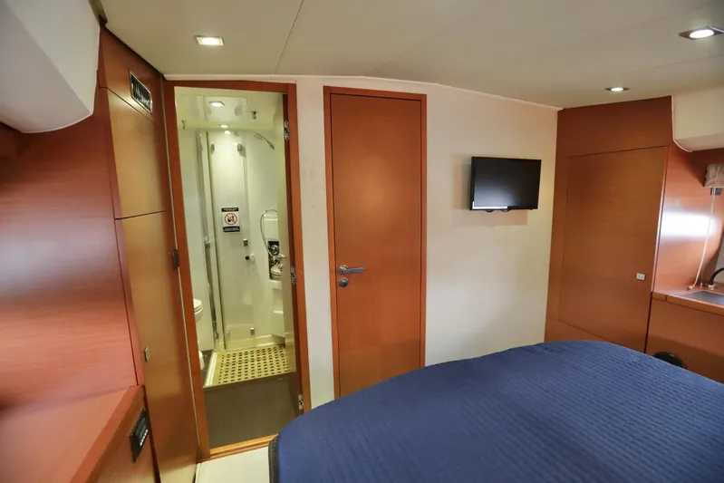 Perseus Yacht Photos Pics 