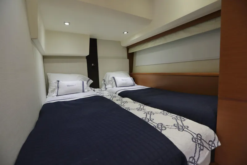 Perseus Yacht Photos Pics 