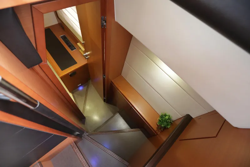 Perseus Yacht Photos Pics 