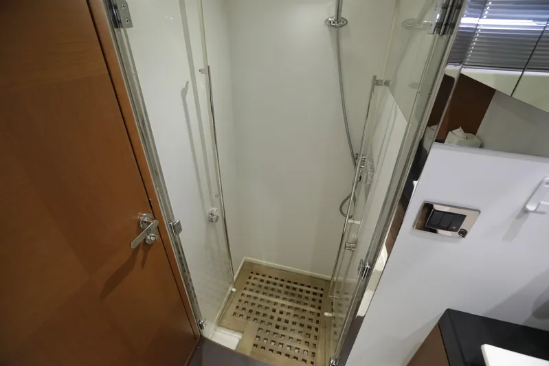 Perseus Yacht Photos Pics 