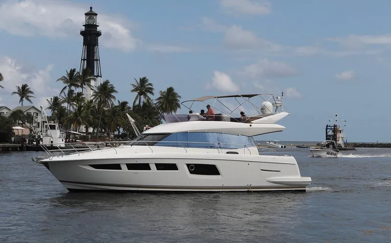 Perseus Yacht Photos Pics 