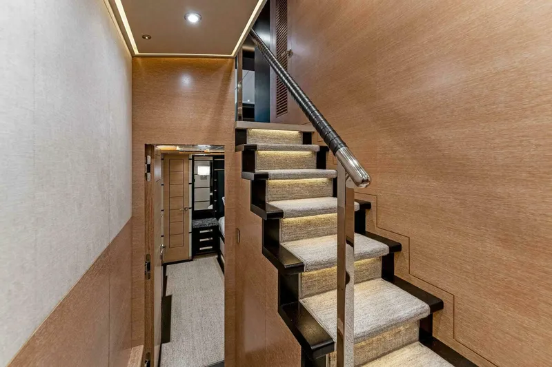 III Amigos Yacht Photos Pics 2021 Rybovich 94 Sportfish III Amigos