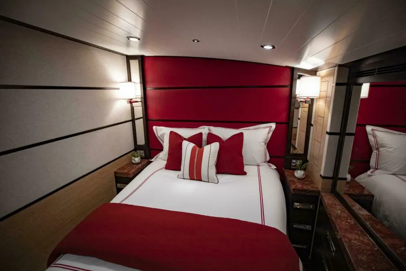 III Amigos Yacht Photos Pics 2021 Rybovich 94 Sportfish III Amigos