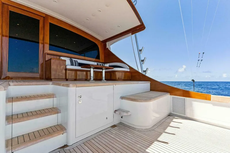 III Amigos Yacht Photos Pics 2021 Rybovich 94 Sportfish III Amigos