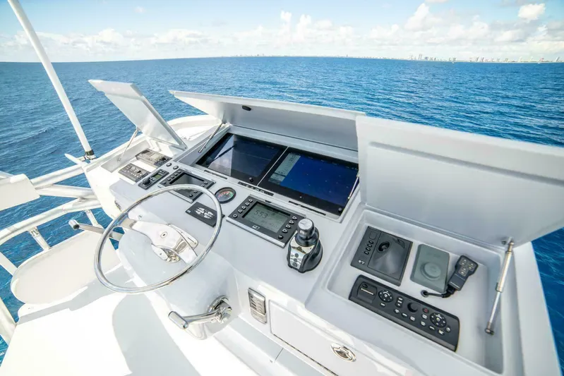 III Amigos Yacht Photos Pics 2021 Rybovich 94 Sportfish III Amigos