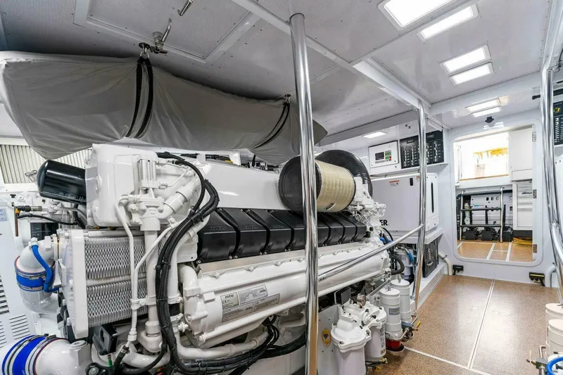 III Amigos Yacht Photos Pics 2021 Rybovich 94 Sportfish III Amigos