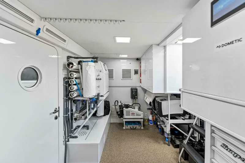 III Amigos Yacht Photos Pics 2021 Rybovich 94 Sportfish III Amigos