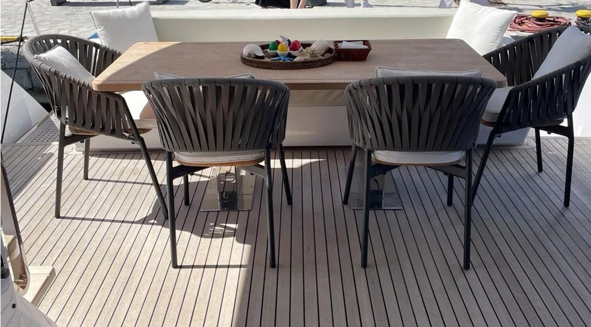 2023 Ferretti Yachts 73 