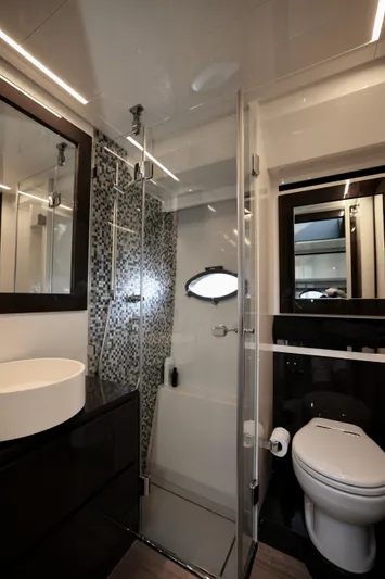 Ripple Yacht Photos Pics 