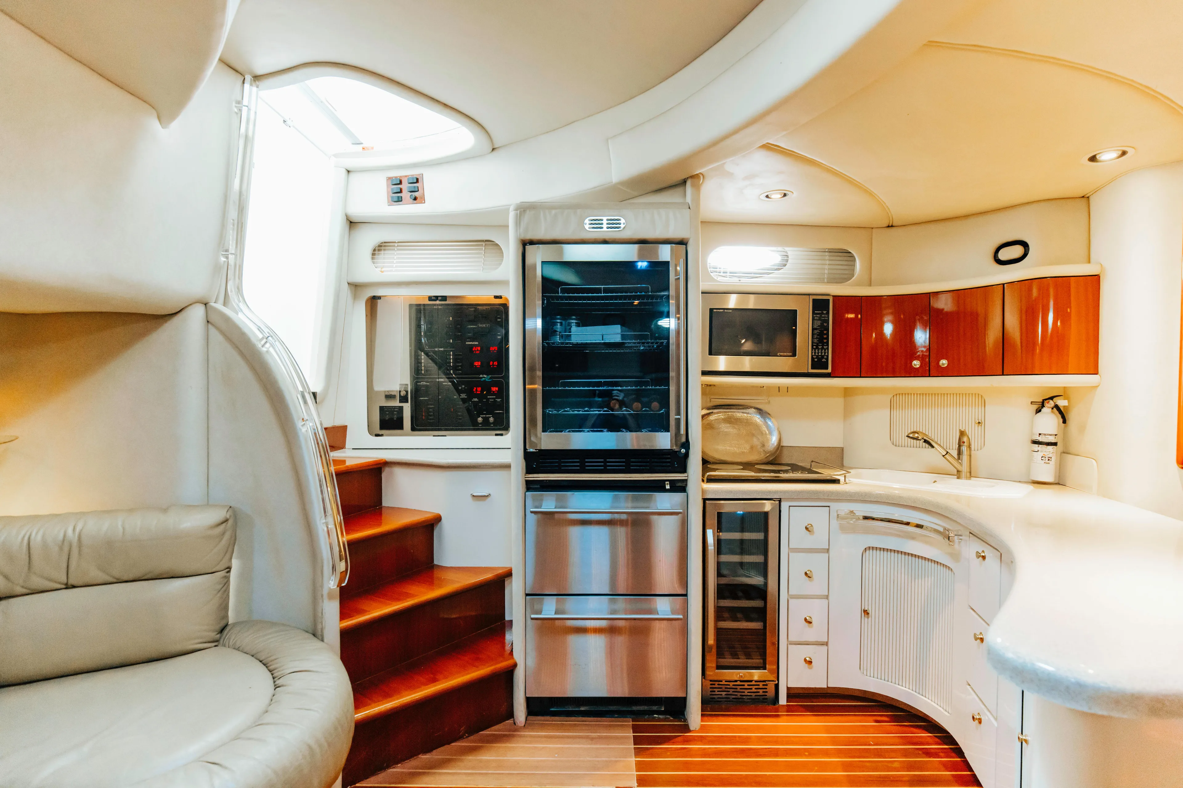  Yacht Photos Pics Interior of 1997 Sea Ray 630 Super Sun Sport yacht with modern kitchen amenities.