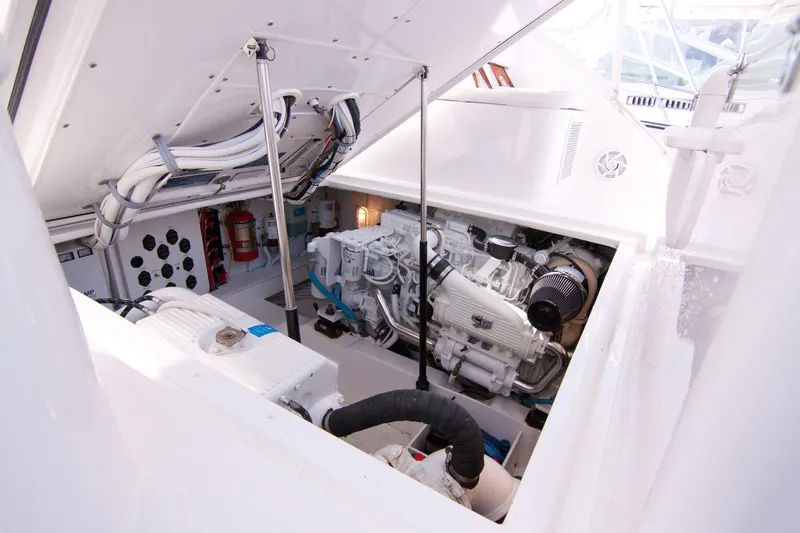 No Bones About It Yacht Photos Pics Out Island 38 No Bones About It-Engine Room