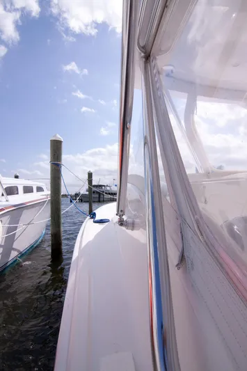 No Bones About It Yacht Photos Pics Out Island 38 No Bones About It-Sidedeck