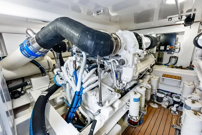 Rebel Yacht Photos Pics 