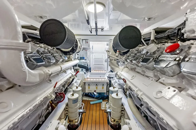 Rebel Yacht Photos Pics 