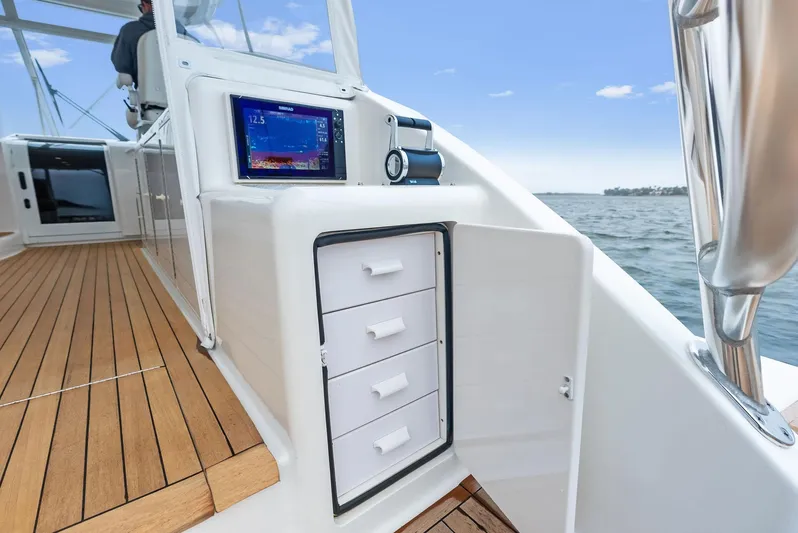 Rebel Yacht Photos Pics 