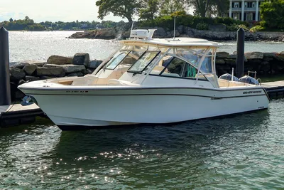 Grady-White Freedom 335