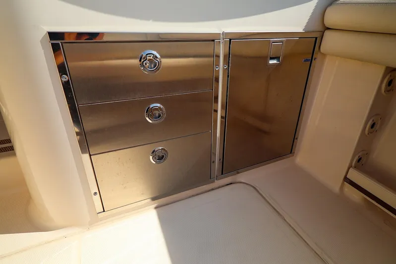 4850 Jg Yacht Photos Pics Stainless steel storage drawers on 2015 Grady White 335 Freedom boat interior.
