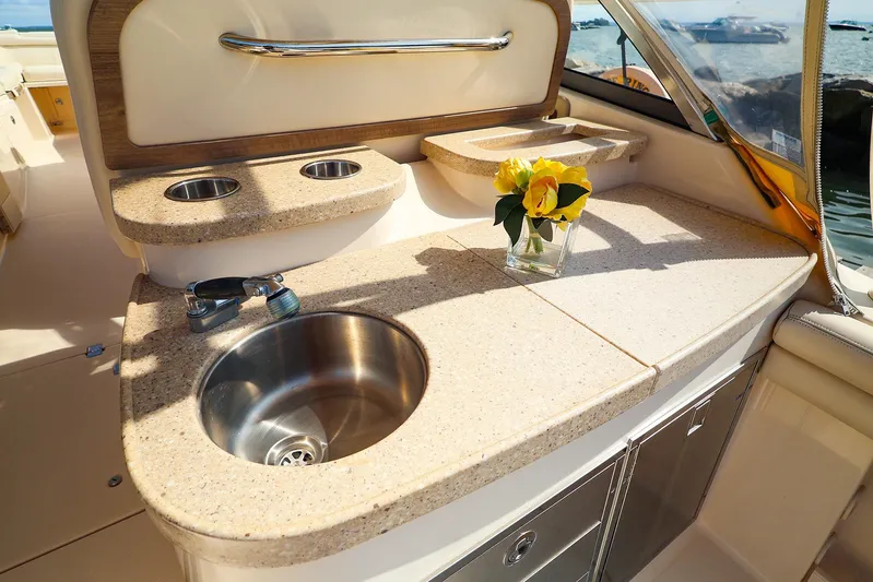 4850 Jg Yacht Photos Pics Luxury boat interior with sink and countertop on 2015 Grady White 335 Freedom.