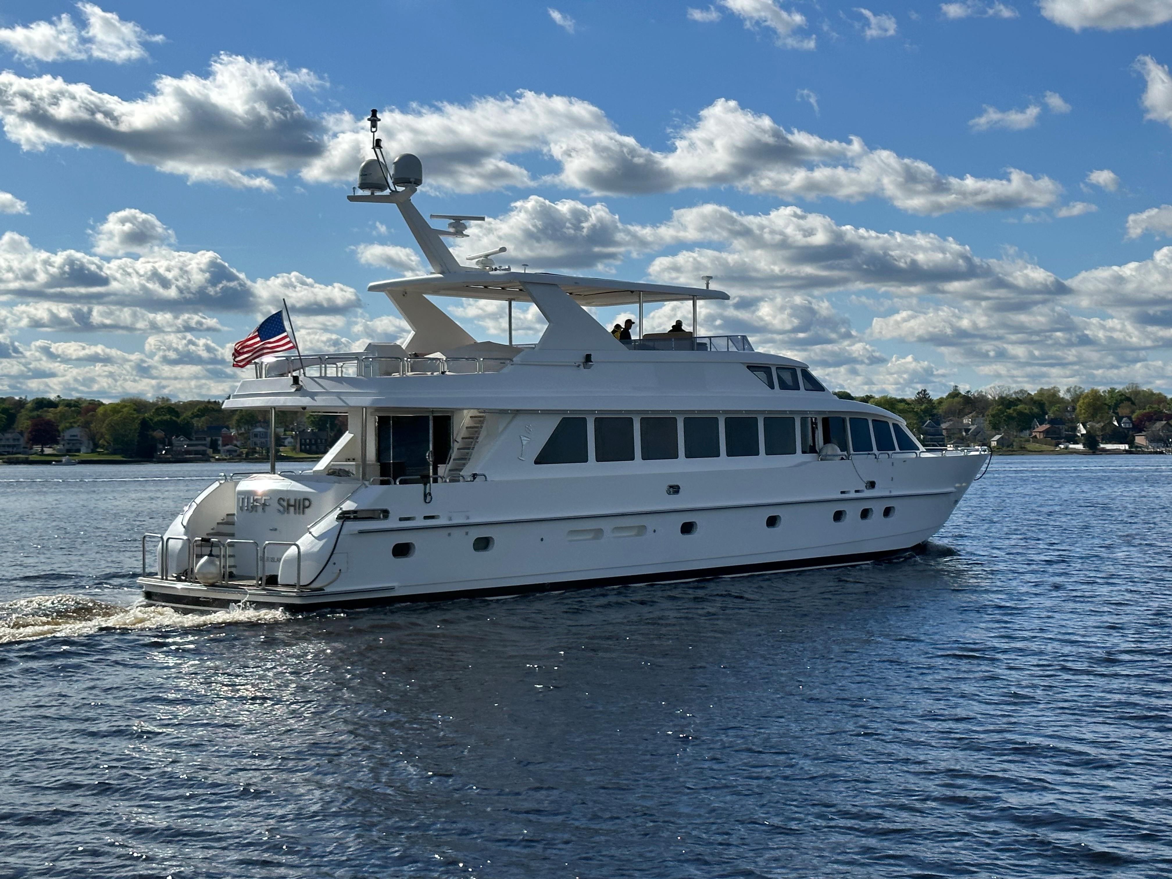 2006 Mega Yacht Hargrave for sale - YachtWorld