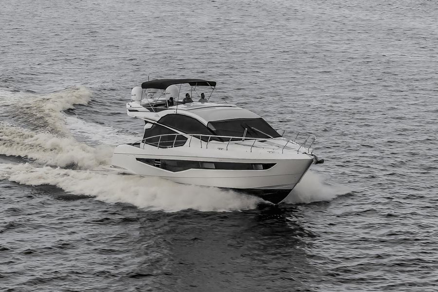 2022 Galeon 560 Sky