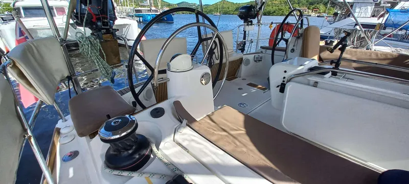 Alma Del Mar Yacht Photos Pics 