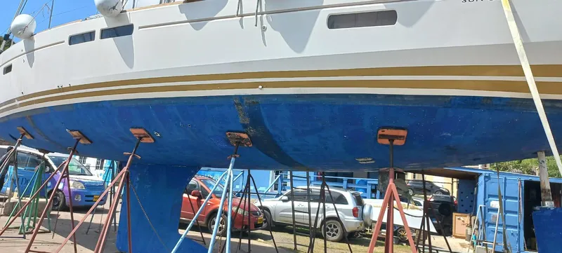 Alma Del Mar Yacht Photos Pics 