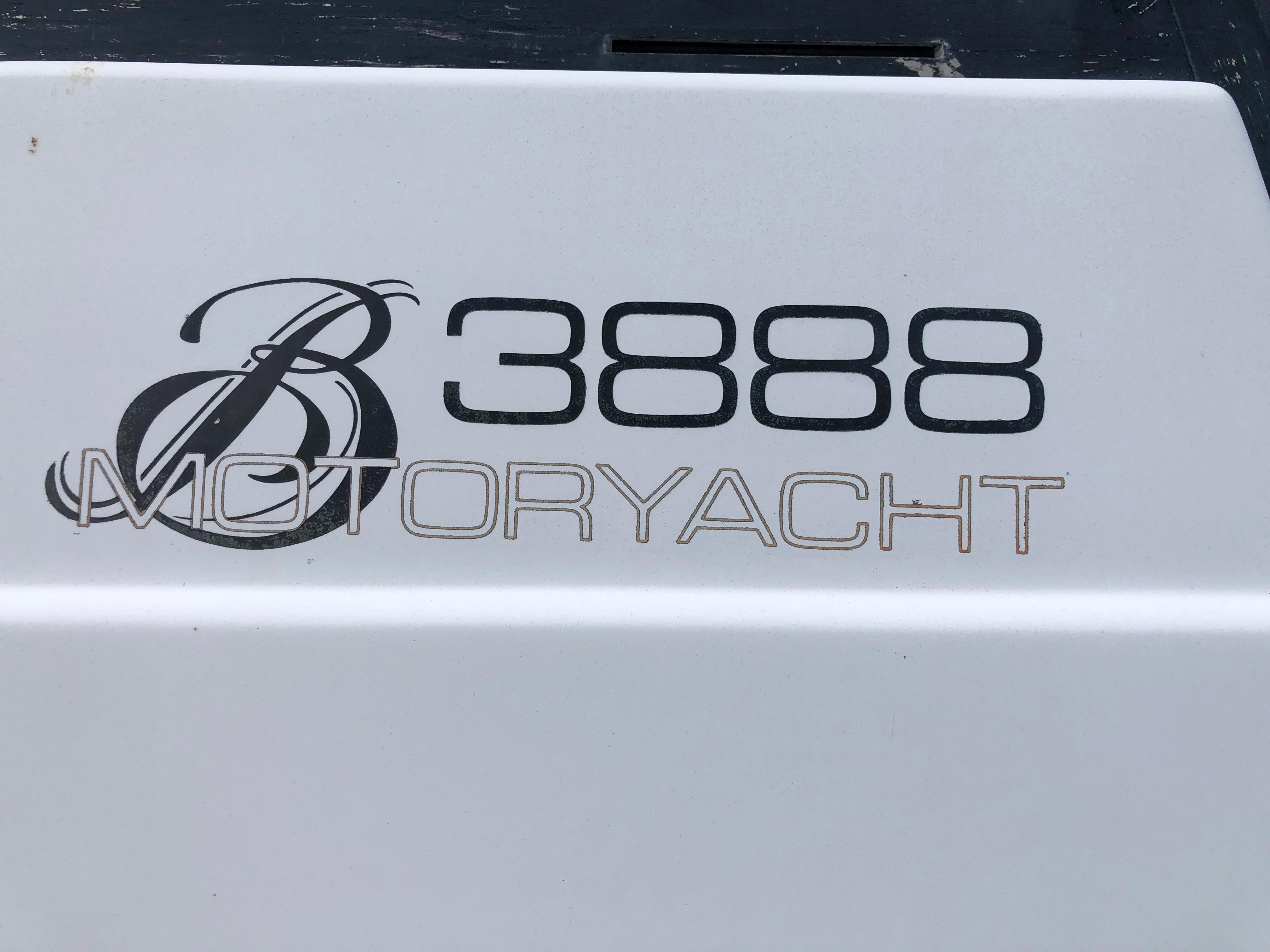 1990 Bayliner 3888 Motoryacht