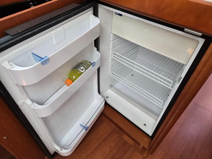 Sabrina Yacht Photos Pics 