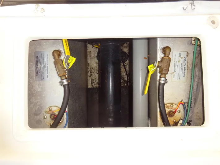 Gala Yacht Photos Pics 