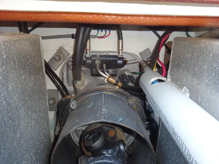 Gala Yacht Photos Pics 