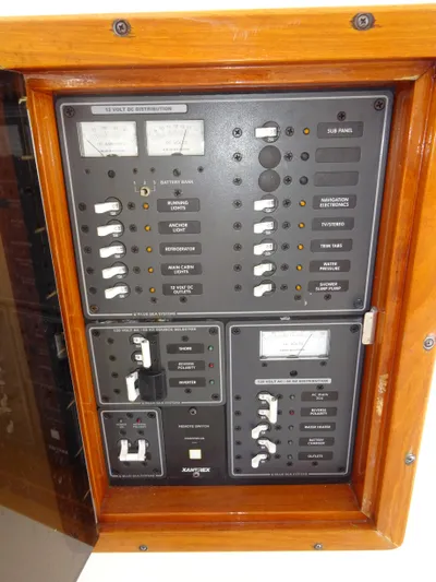 Gala Yacht Photos Pics 