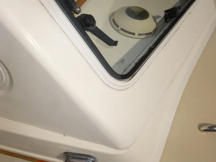 Gala Yacht Photos Pics 