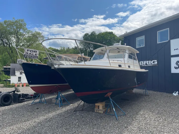 Gala Yacht Photos Pics 