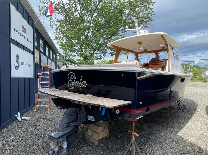 Gala Yacht Photos Pics 