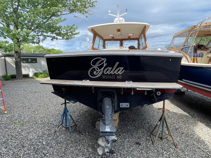 Gala Yacht Photos Pics 