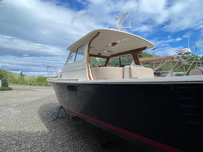 Gala Yacht Photos Pics 