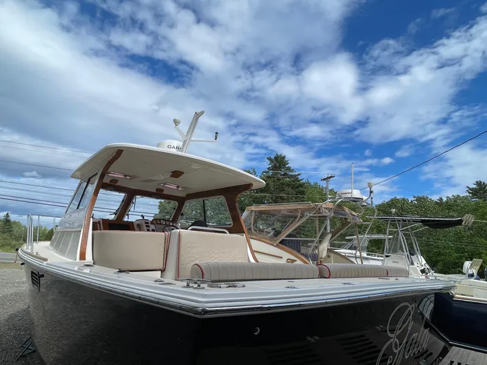 Gala Yacht Photos Pics 