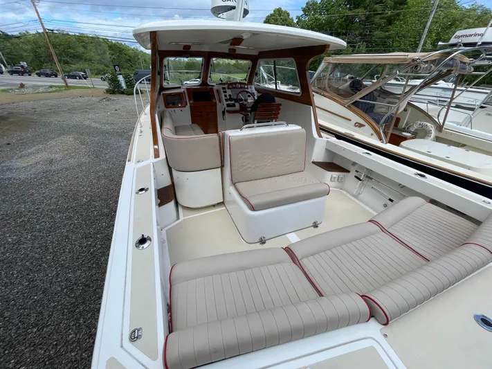 Gala Yacht Photos Pics 