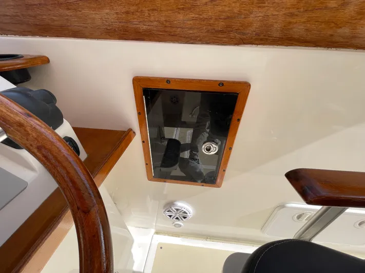 Gala Yacht Photos Pics 