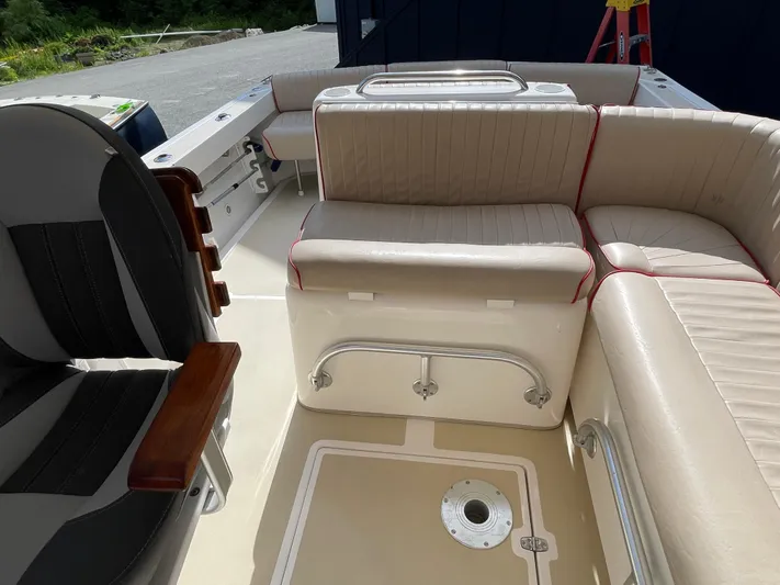 Gala Yacht Photos Pics 